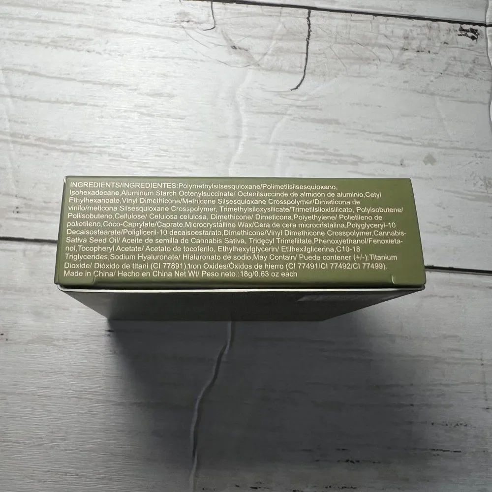 Italia deluxe poreless face filter putty primer - Picture 7 of 8